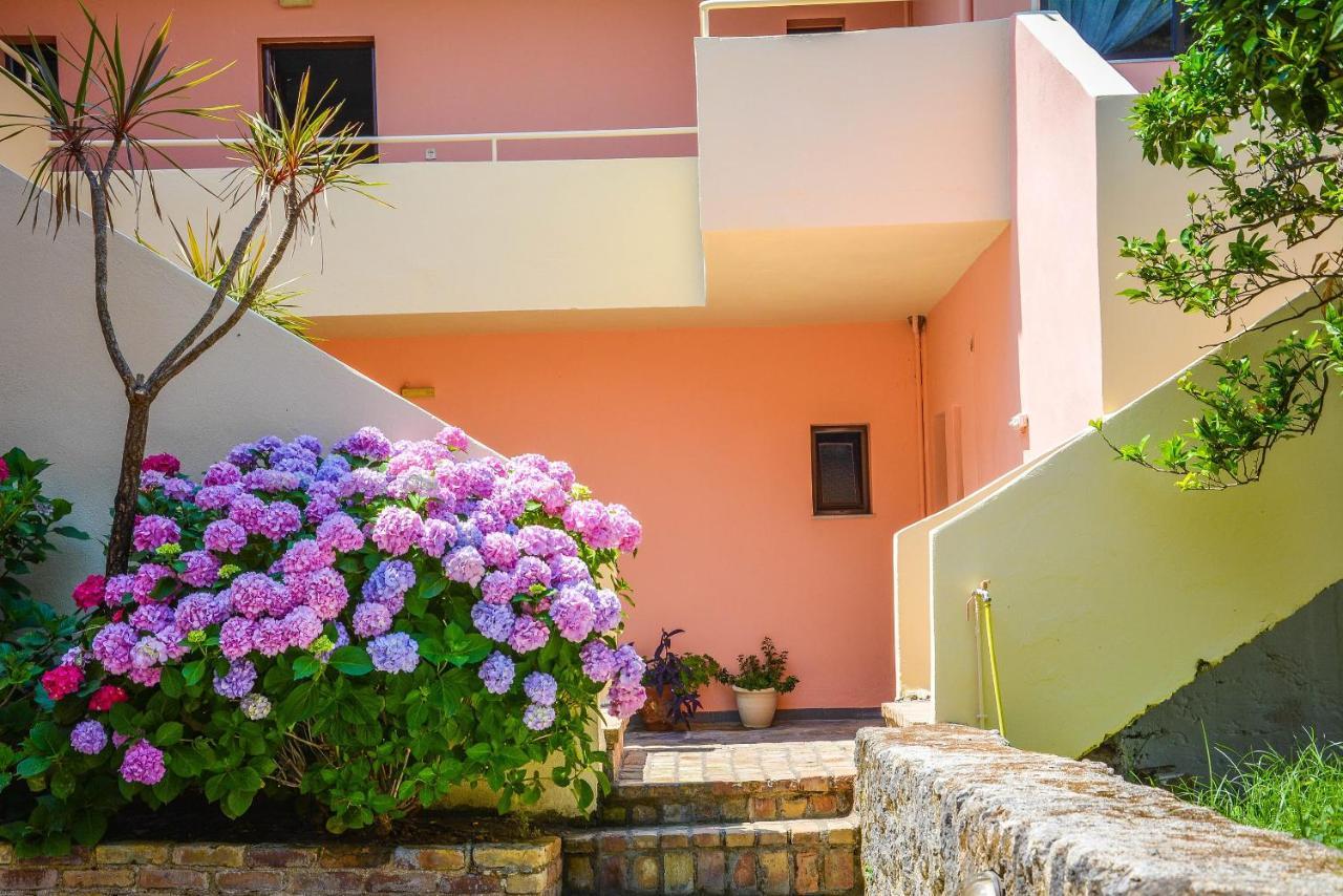 Penelope Apartment Hotel Dassiá Exteriér fotografie